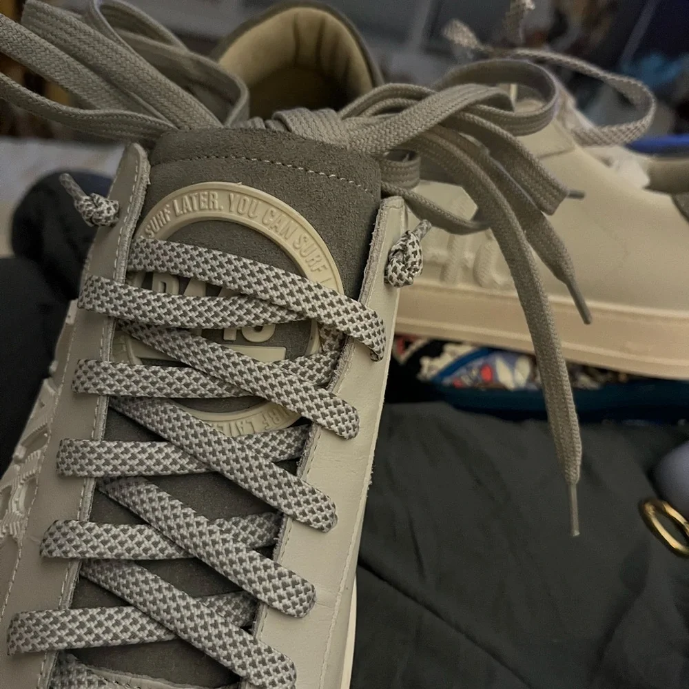 P448 brand new white and Gray Sneakers size 41 women’s 10 men’s 8 1/2 - Picture 6 of 10